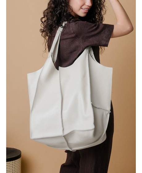 Oversized Tote in Beige Leather