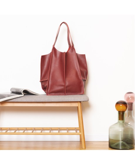 Oversized Tote in Burgundy Leather